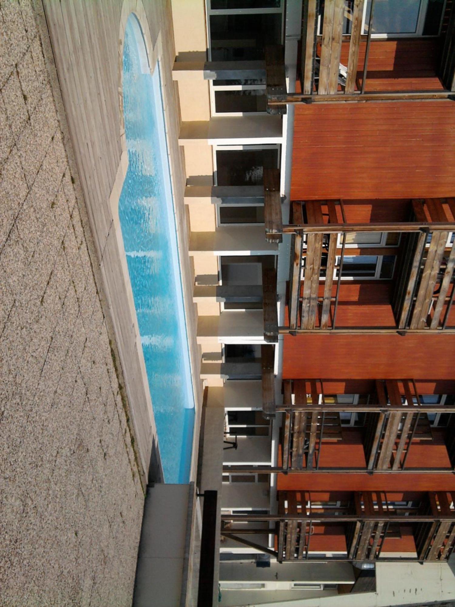 Appartements Le Clos Des Gentianes Allevard Exterior foto